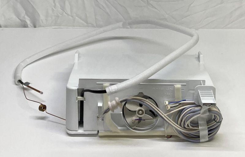 Liebherr 988412800 Verdampfer - Verdampfermodul vormontiert. Liebherr 988412800 Verdampfer - Verdampfermodul vormontiert.