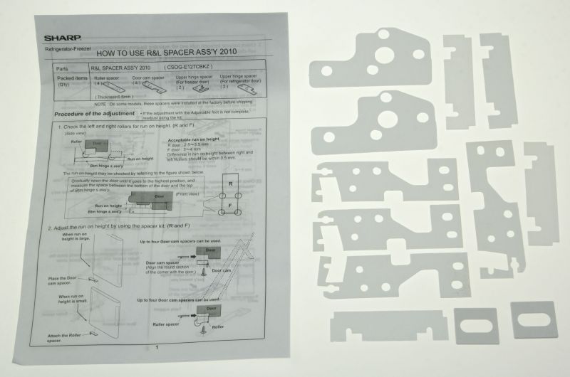 Sharp CSOGE127CBKZ Halter - Csog-e127cbkz r&l spacer ass y 2010